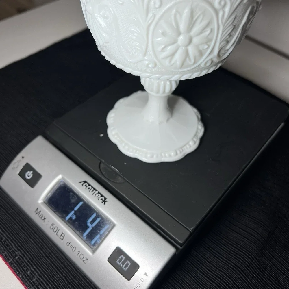 Vtg Indiana Glass Milk Glass Compote Floral Medallion‎ 6.5